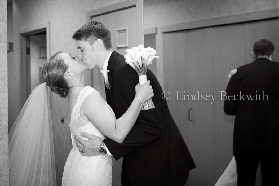 modern contemporary wedding photographer northeast Ohio